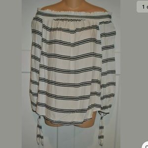 BEACH LUNCH LOUNGE On or Off Shoulder Top M